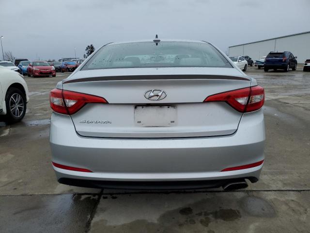 Photo 5 VIN: 5NPE24AF2GH276896 - HYUNDAI SONATA SE 