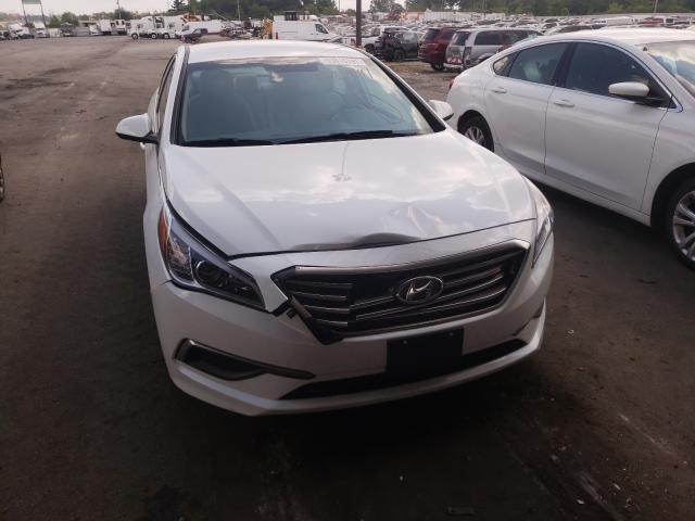 Photo 8 VIN: 5NPE24AF2GH280074 - HYUNDAI SONATA SE 