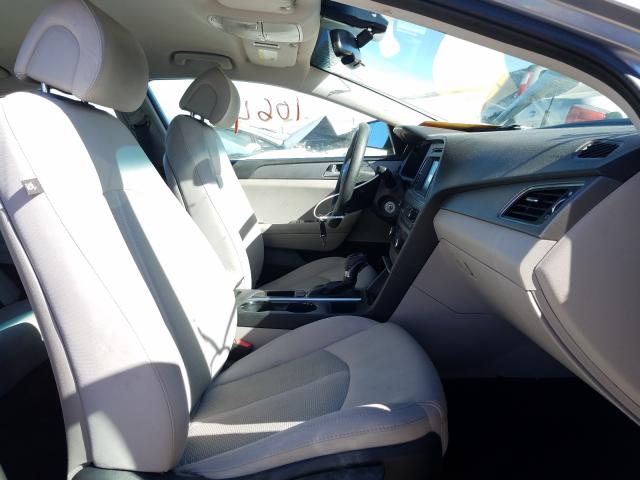 Photo 4 VIN: 5NPE24AF2GH283282 - HYUNDAI SONATA SE 