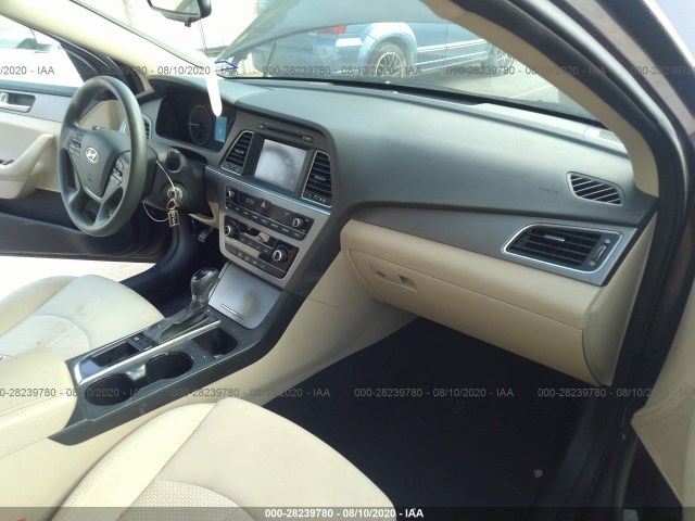 Photo 4 VIN: 5NPE24AF2GH286053 - HYUNDAI SONATA 