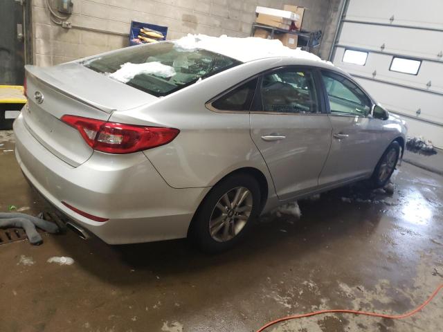 Photo 2 VIN: 5NPE24AF2GH299899 - HYUNDAI SONATA SE 