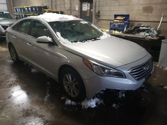 Photo 3 VIN: 5NPE24AF2GH299899 - HYUNDAI SONATA SE 