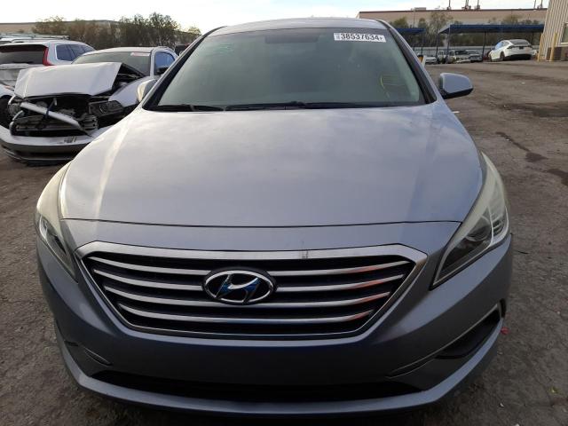 Photo 4 VIN: 5NPE24AF2GH302607 - HYUNDAI SONATA 