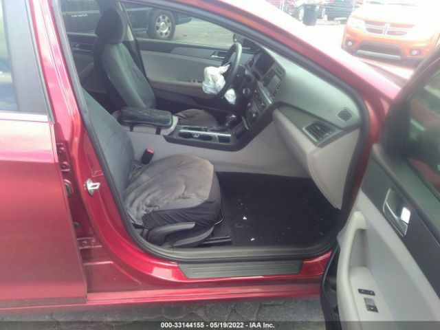 Photo 4 VIN: 5NPE24AF2GH303644 - HYUNDAI SONATA 