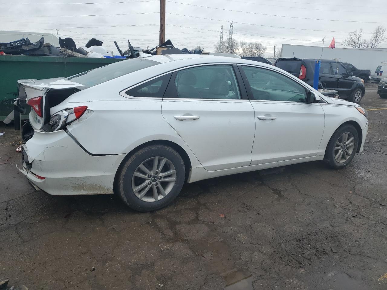 Photo 2 VIN: 5NPE24AF2GH314966 - HYUNDAI SONATA 