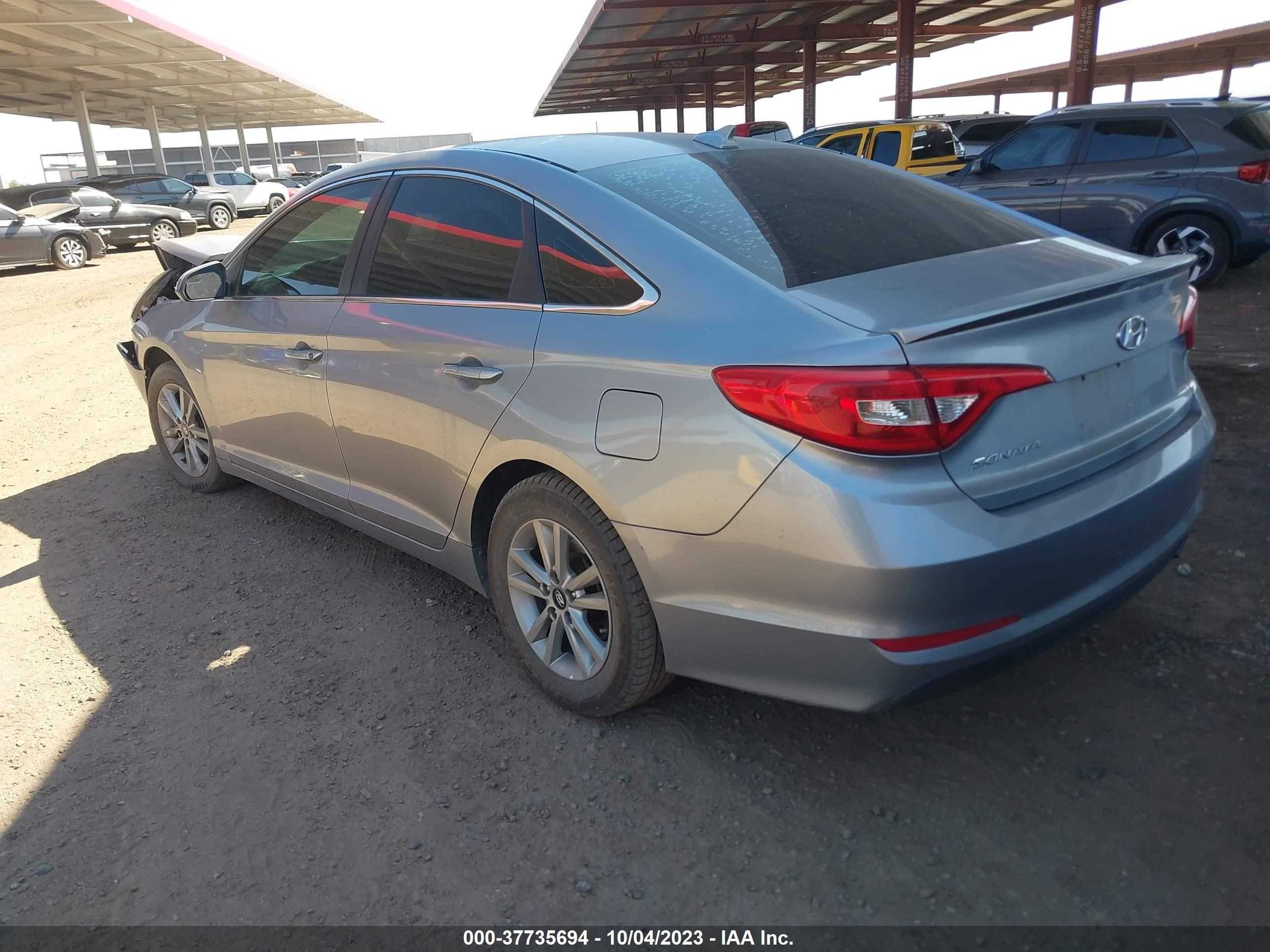 Photo 2 VIN: 5NPE24AF2GH316247 - HYUNDAI SONATA 