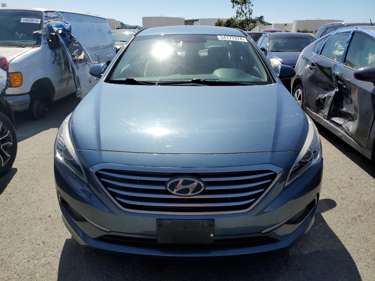 Photo 4 VIN: 5NPE24AF2GH317155 - HYUNDAI SONATA 