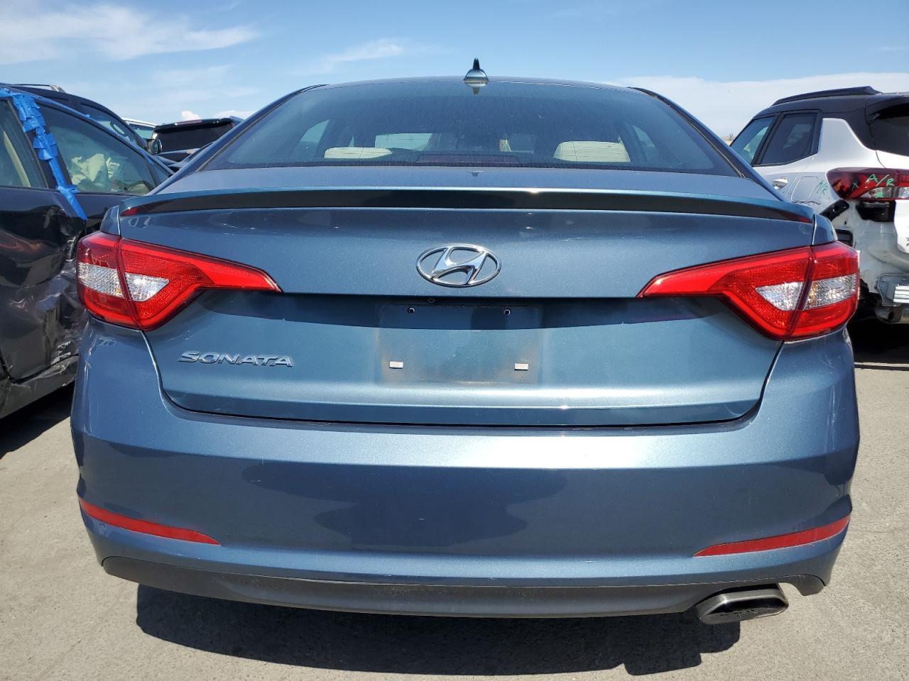 Photo 5 VIN: 5NPE24AF2GH317155 - HYUNDAI SONATA 