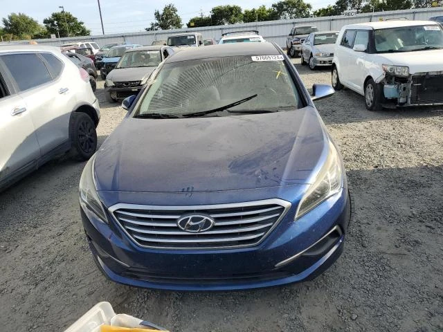 Photo 4 VIN: 5NPE24AF2GH328320 - HYUNDAI SONATA SE 