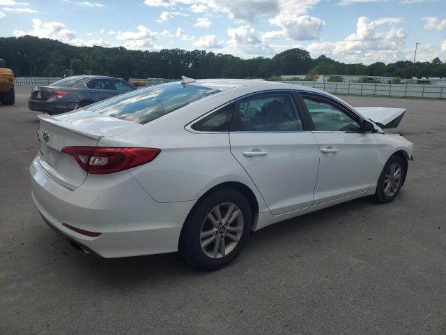 Photo 2 VIN: 5NPE24AF2GH329810 - HYUNDAI SONATA 