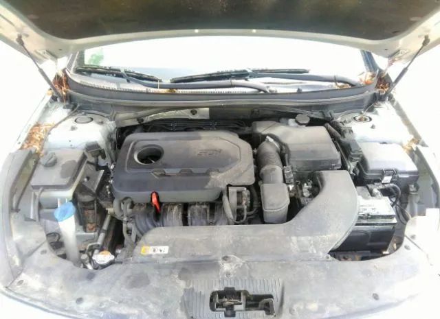 Photo 9 VIN: 5NPE24AF2GH335073 - HYUNDAI SONATA 