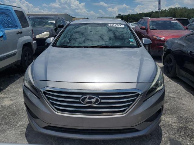 Photo 4 VIN: 5NPE24AF2GH335543 - HYUNDAI SONATA SE 