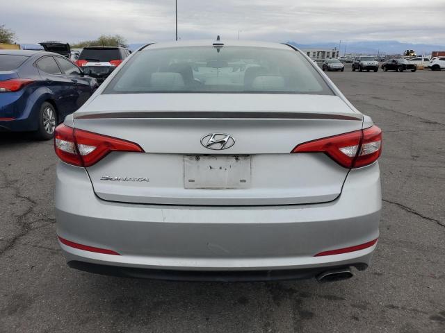 Photo 5 VIN: 5NPE24AF2GH342203 - HYUNDAI SONATA SE 