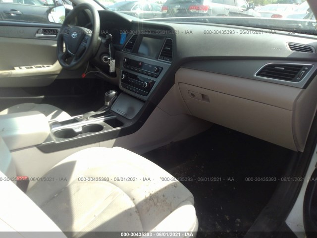 Photo 4 VIN: 5NPE24AF2GH348079 - HYUNDAI SONATA 