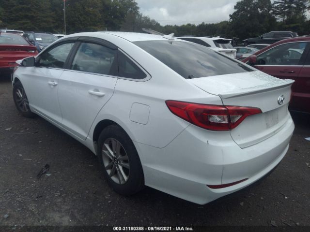 Photo 2 VIN: 5NPE24AF2GH350107 - HYUNDAI SONATA 