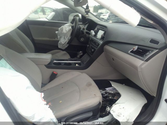 Photo 4 VIN: 5NPE24AF2GH350107 - HYUNDAI SONATA 