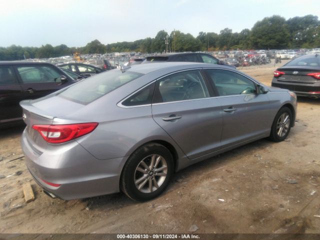 Photo 3 VIN: 5NPE24AF2GH350611 - HYUNDAI SONATA 