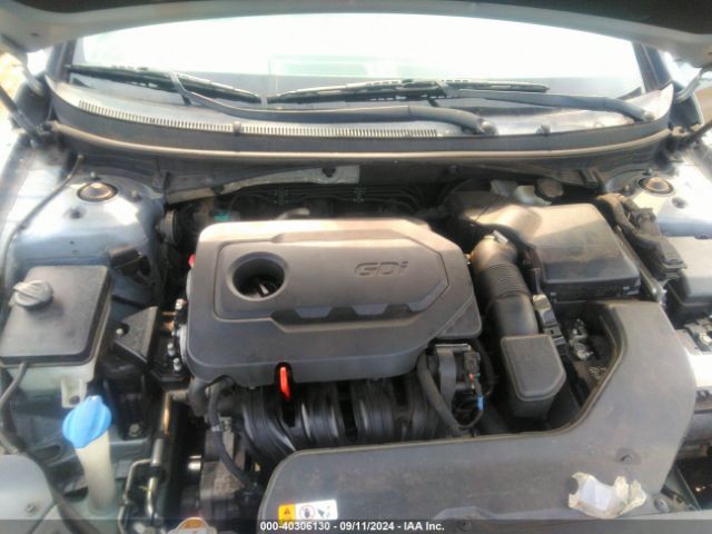 Photo 9 VIN: 5NPE24AF2GH350611 - HYUNDAI SONATA 