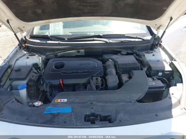 Photo 9 VIN: 5NPE24AF2GH358112 - HYUNDAI SONATA 