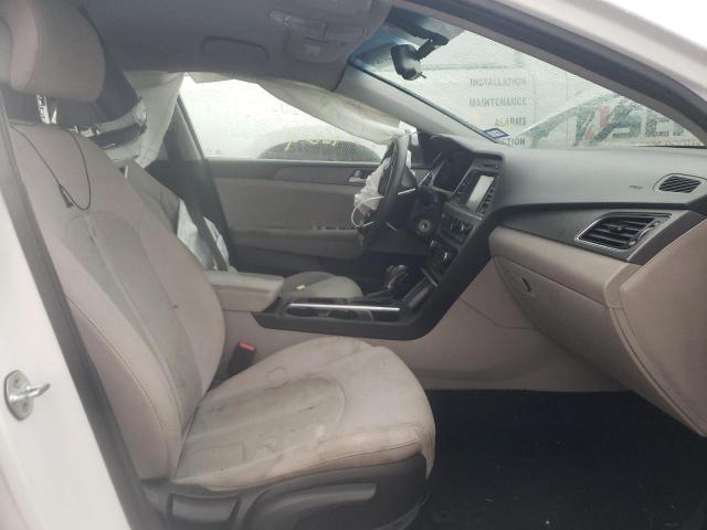 Photo 4 VIN: 5NPE24AF2GH358885 - HYUNDAI SONATA SE 