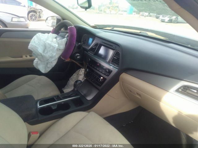 Photo 4 VIN: 5NPE24AF2GH368770 - HYUNDAI SONATA 