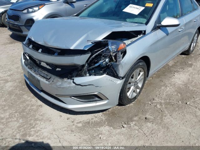 Photo 5 VIN: 5NPE24AF2GH369966 - HYUNDAI SONATA 