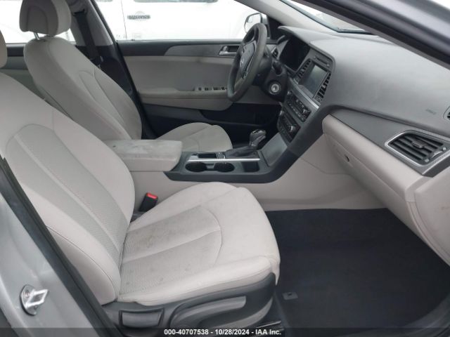 Photo 4 VIN: 5NPE24AF2GH373127 - HYUNDAI SONATA 