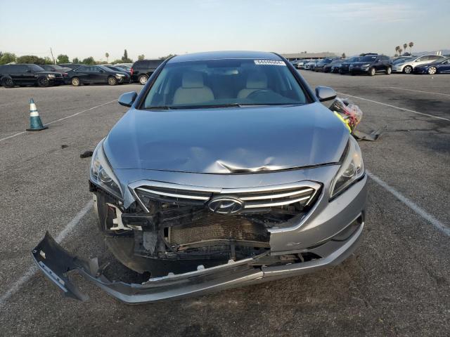 Photo 4 VIN: 5NPE24AF2GH375704 - HYUNDAI SONATA SE 