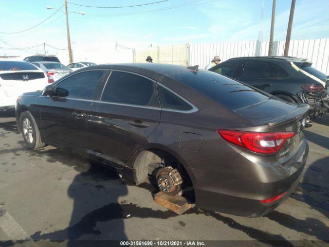 Photo 2 VIN: 5NPE24AF2GH396617 - HYUNDAI SONATA 