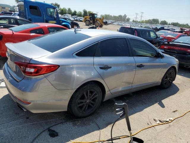 Photo 2 VIN: 5NPE24AF2GH397959 - HYUNDAI SONATA 