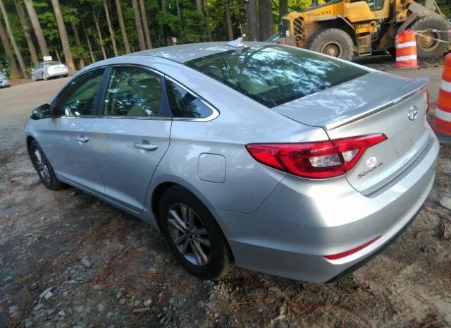 Photo 2 VIN: 5NPE24AF2GH403582 - HYUNDAI SONATA 