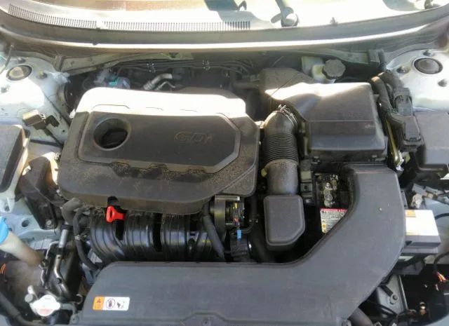 Photo 9 VIN: 5NPE24AF2GH403582 - HYUNDAI SONATA 