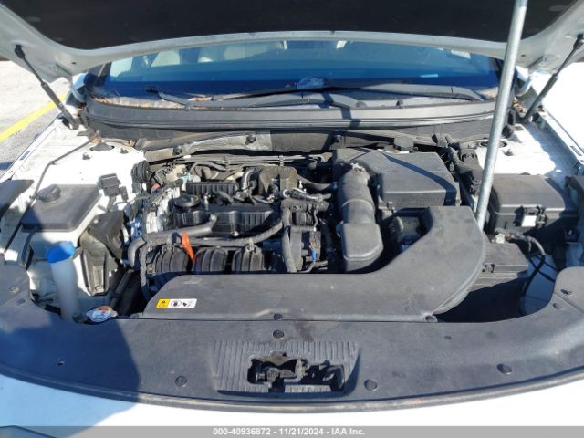 Photo 9 VIN: 5NPE24AF2GH410600 - HYUNDAI SONATA 