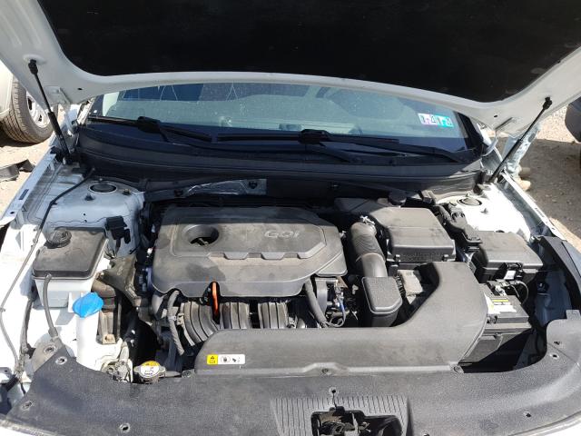 Photo 6 VIN: 5NPE24AF2GH416560 - HYUNDAI SONATA SE 