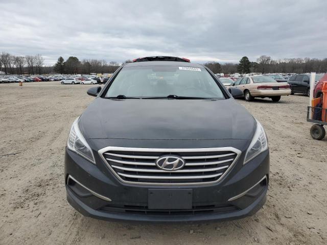 Photo 4 VIN: 5NPE24AF2GH416753 - HYUNDAI SONATA SE 