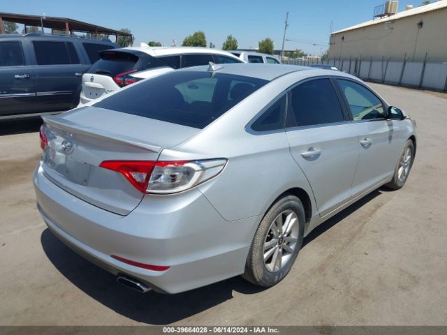 Photo 3 VIN: 5NPE24AF2HH442383 - HYUNDAI SONATA 