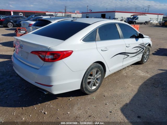 Photo 3 VIN: 5NPE24AF2HH451956 - HYUNDAI SONATA 