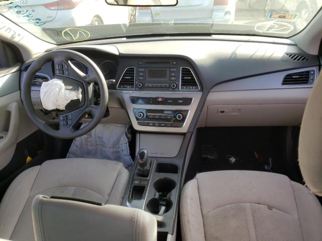 Photo 8 VIN: 5NPE24AF2HH461855 - HYUNDAI SONATA SE 