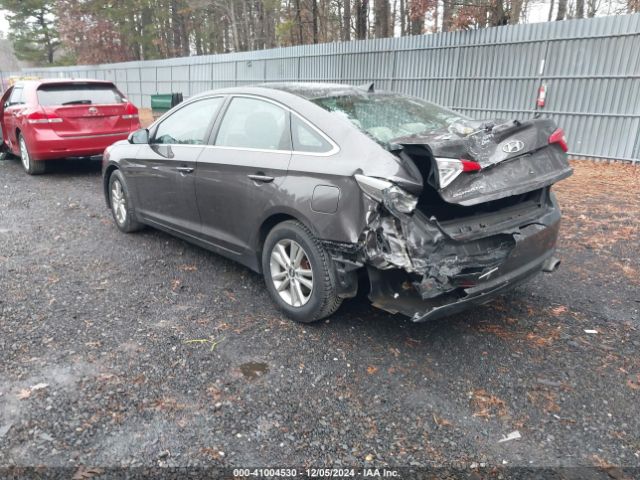 Photo 2 VIN: 5NPE24AF2HH463976 - HYUNDAI SONATA 