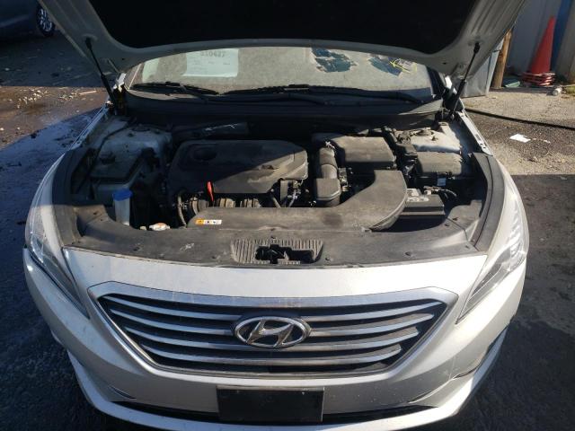 Photo 6 VIN: 5NPE24AF2HH471382 - HYUNDAI SONATA SE 