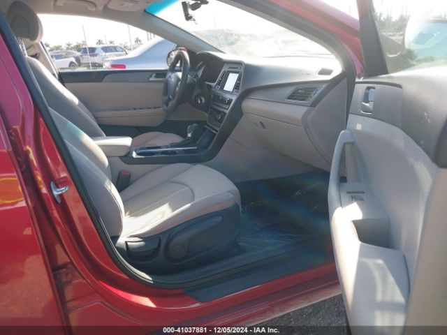 Photo 4 VIN: 5NPE24AF2HH473827 - HYUNDAI SONATA 