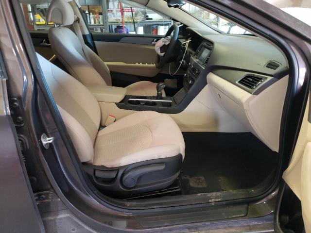 Photo 4 VIN: 5NPE24AF2HH474198 - HYUNDAI SONATA SE 