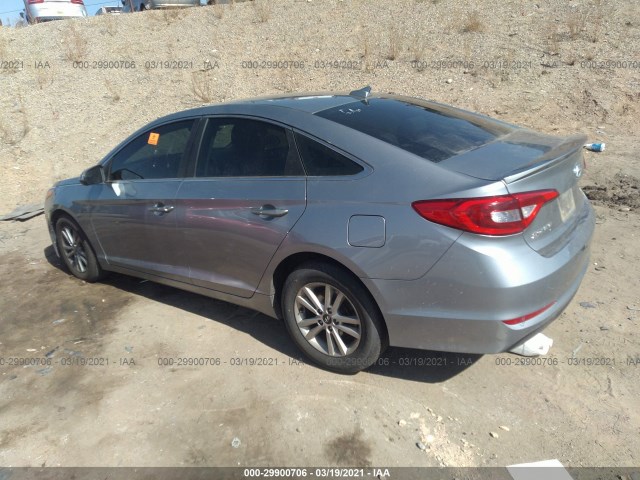 Photo 2 VIN: 5NPE24AF2HH474623 - HYUNDAI SONATA 