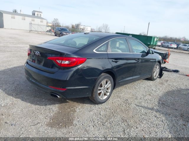 Photo 3 VIN: 5NPE24AF2HH479417 - HYUNDAI SONATA 