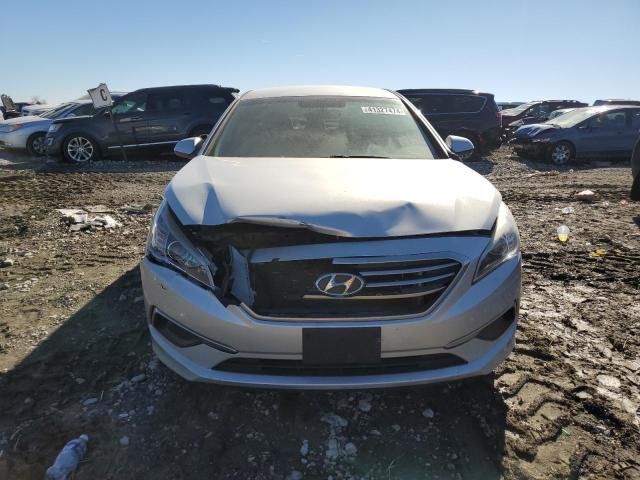 Photo 4 VIN: 5NPE24AF2HH488974 - HYUNDAI SONATA 