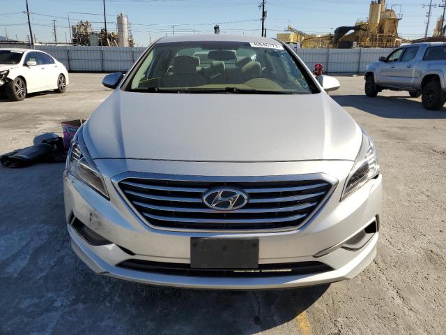 Photo 4 VIN: 5NPE24AF2HH494659 - HYUNDAI SONATA SE 