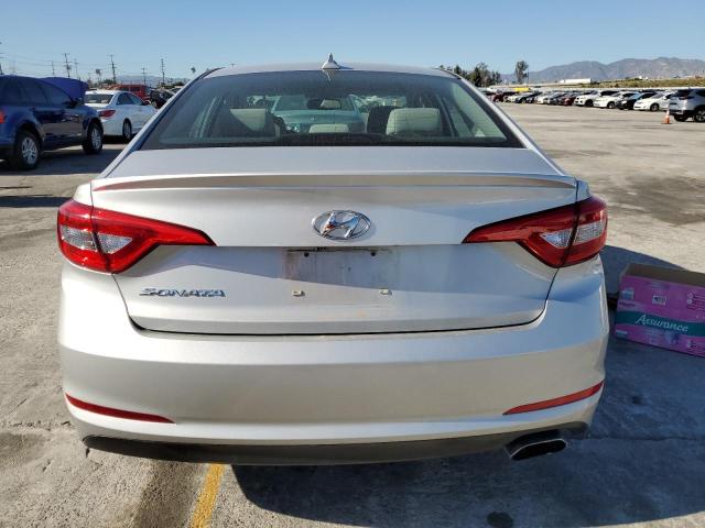 Photo 5 VIN: 5NPE24AF2HH494659 - HYUNDAI SONATA SE 