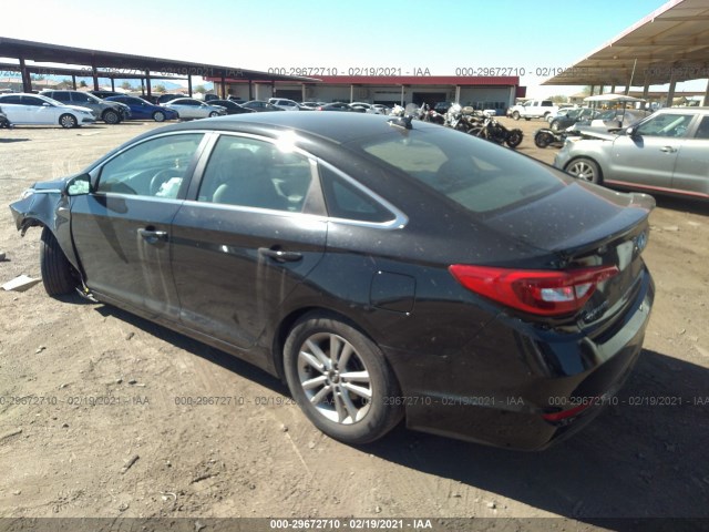 Photo 2 VIN: 5NPE24AF2HH500301 - HYUNDAI SONATA 