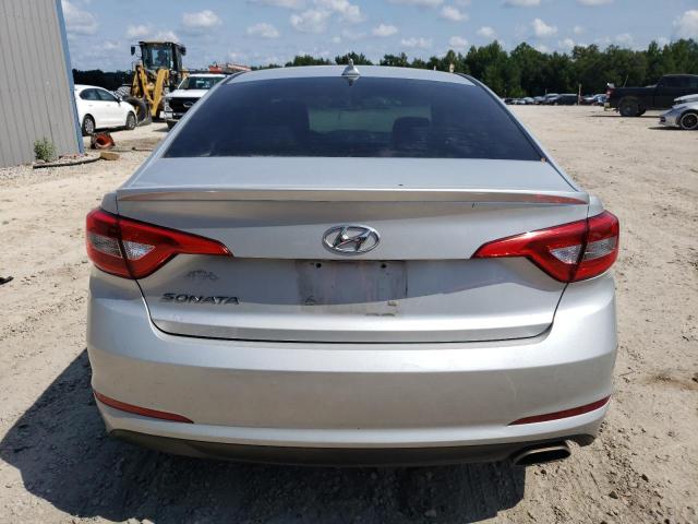 Photo 5 VIN: 5NPE24AF2HH504333 - HYUNDAI SONATA SE 