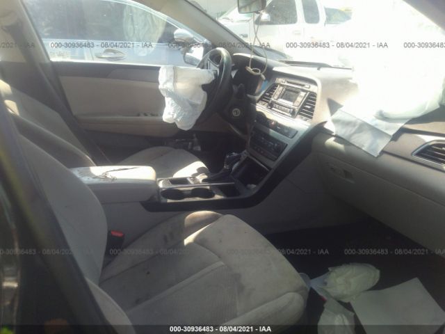 Photo 4 VIN: 5NPE24AF2HH514005 - HYUNDAI SONATA 